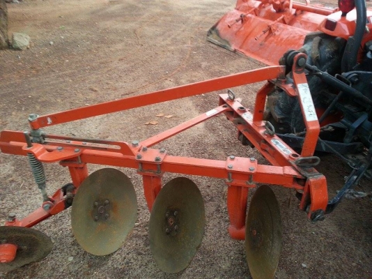 KRT140 plus+ รถสวยสภาพเดิมๆทั้งคัน ดันหน้า ผาน3 ล้อเหล็ก คราด 105,000บ.