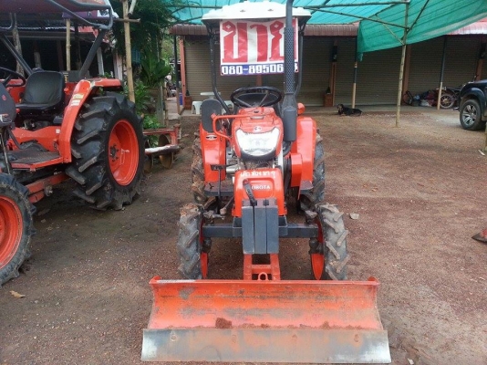 KRT140 plus+ รถสวยสภาพเดิมๆทั้งคัน ดันหน้า ผาน3 ล้อเหล็ก คราด 105,000บ.