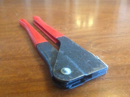 ขายปืนยิงรีเวท รวมจัดส่ง