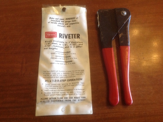 ขายปืนยิงรีเวท รวมจัดส่ง