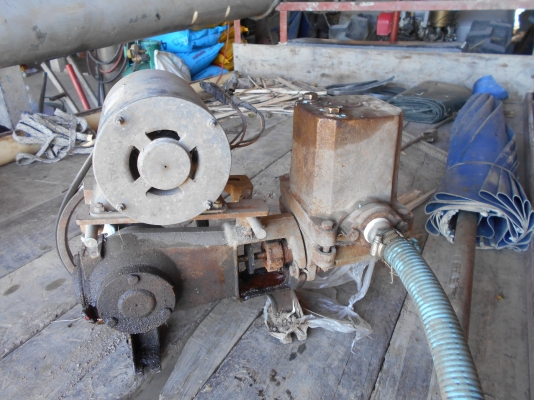 ปั่มน้ำ 1 นิ้วของใช้ใด้เปี่ยนให่มครับเมอเตอร์เครื่องแรง