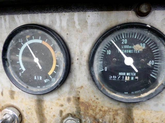 เครื่องปั๊มลม Airman PDS390S 7 บาร์/ 390cfm สนใจโทร. 080-6565422 (หนิง)