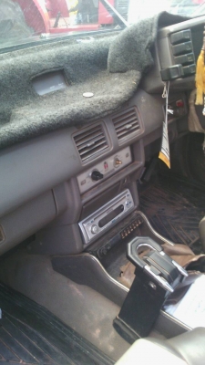 ปิคอัฟอิซูซุ สภาพดี สีสวยจัด ***พิกัด มุกดาหาร*** โทร 081 074 5778 ลุงโหนกรับสายเด้อจ้า