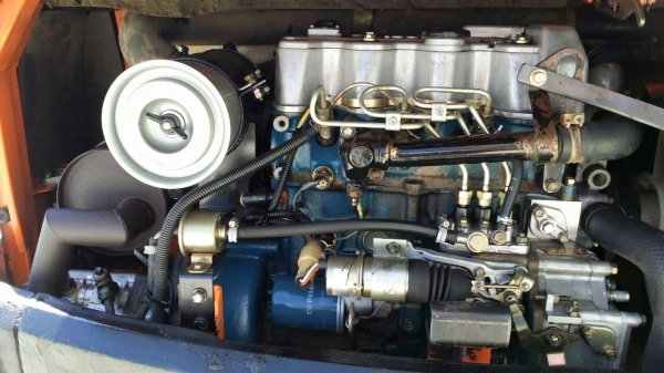 รถขุด HITACHI รถญี่ปุ่นนำเข้า สภาพสวยๆพร้อมใช้งาน รถขุด HITACHI รถญี่ปุ่นนำเข้า สภาพสวยๆพร้อมใช้งาน