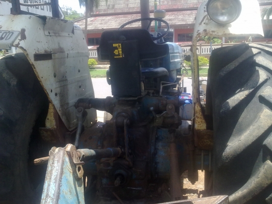 ขายรถไถ FORD กลองใหญ่