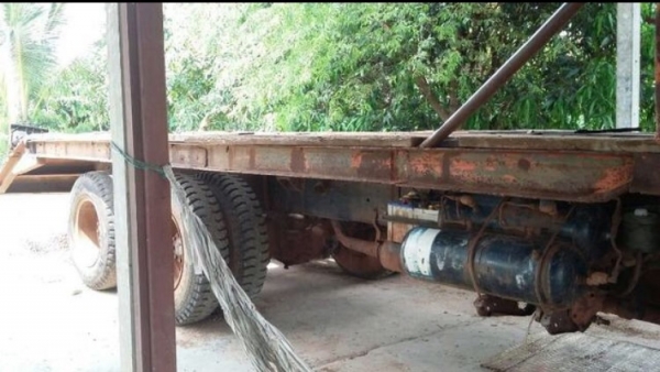 รถลากไอ้หลง 195 แรง 2 เพลา