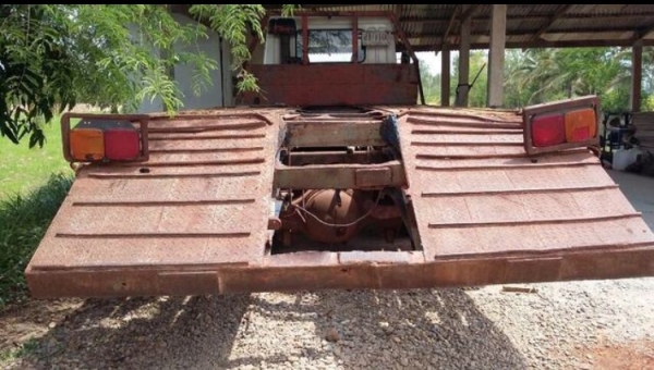 รถลากไอ้หลง 195 แรง 2 เพลา