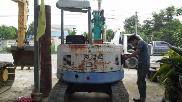 ขายรถแบคโฮ  SUMlTOMO  SH30UJ รถเกานอก  พร้อมใช้งานเท่า PC 30  เครื่องดี  ปั้มแรงทำงานไวราคาถูกสุดค่ะ มีเอกสารแจ้งจำหน่วยพร้อมยังไม่เคยใช้งานในไทยค่ะ