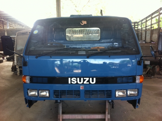 หัวเก๋ง ISUZU NPR ทำสีใหม่แล้ว พร้อมใช้งาน