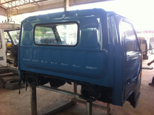 หัวเก๋ง ISUZU NPR ทำสีใหม่แล้ว พร้อมใช้งาน