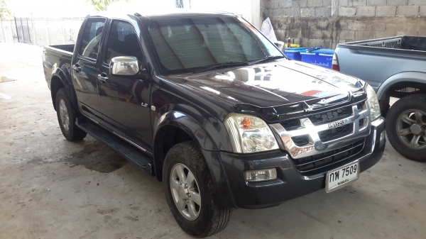 ขาย D'max 4ประตู 3.0 4WD AT ปี'05 ราคา320,000