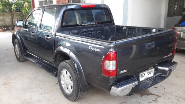 ขาย D'max 4ประตู 3.0 4WD AT ปี'05 ราคา320,000