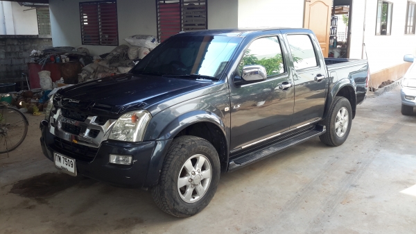 ขาย D'max 4ประตู 3.0 4WD AT ปี'05 ราคา320,000