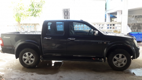 ขาย D'max 4ประตู 3.0 4WD AT ปี'05 ราคา320,000