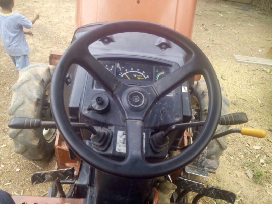 รถไถ45 แรงสภาพพร้อมใช้งานครับ รถไถ45 แรงสภาพพร้อมใช้งานครับ