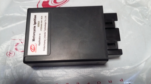 ขายด่วนกล่อง cdi honda steed 2500 บาท