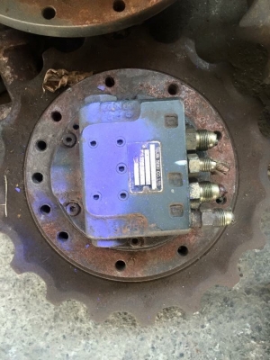 มอเตอร์ตัวเดิน komatsu pc50u-2e นอกญี่ปุ่น