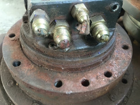 มอเตอร์ตัวเดิน komatsu pc50u-2e นอกญี่ปุ่น