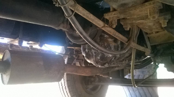 ขาย 10 ล้อหัวยาว เพลาเดียว เครื่อง 6BD1 165 แรงม้า เกียร์ร็อคกี้เสื้อลาย คัสซีสวยตลอดเส้น พาวเวอร์ ทะเบียนพร้อมโอน