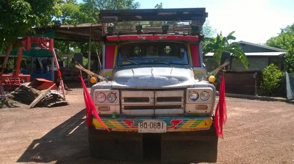 ขาย 10 ล้อหัวยาว เพลาเดียว เครื่อง 6BD1 165 แรงม้า เกียร์ร็อคกี้เสื้อลาย คัสซีสวยตลอดเส้น พาวเวอร์ ทะเบียนพร้อมโอน