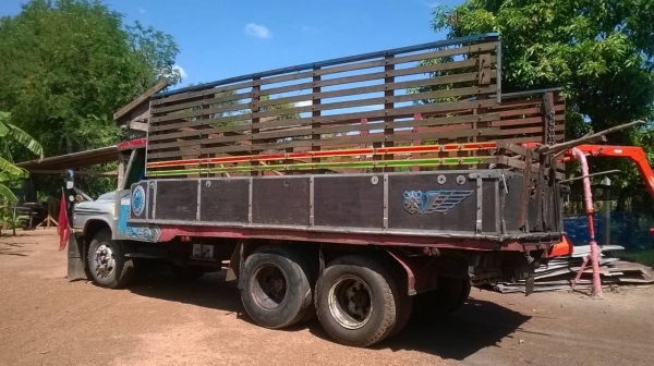 ขาย 10 ล้อหัวยาว เพลาเดียว เครื่อง 6BD1 165 แรงม้า เกียร์ร็อคกี้เสื้อลาย คัสซีสวยตลอดเส้น พาวเวอร์ ทะเบียนพร้อมโอน