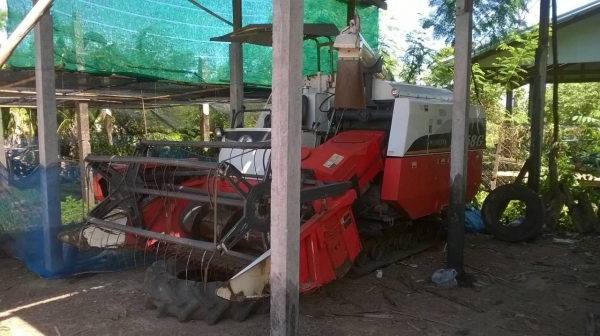 ขายรถเกี่ยวข้าว KUBOTA DC-68G สภาพพร้อมใช้งาน ราคาต่อรองได้ครับ