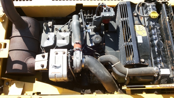 ขายด่วนรถแม็คโคร KOMATSU PC130-6K ซีเรียนสูงชั่วโม่งน้อยมีลายหัวแทก รถนอกนำเข้ายังไม่เคยใช้งานในเมืองไทยเลย ขายด่วนรถแม็คโคร KOMATSU PC130-6K ซีเรียนสูงชั่วโม่งน้อยมีลายหัวแทก รถนอกนำเข้ายังไม่เคยใช้งานในเมืองไทยเลย