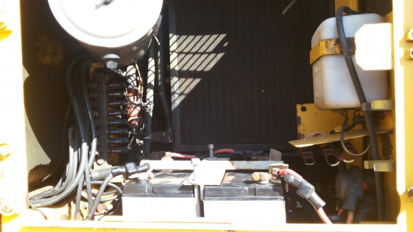 ขายด่วนรถแม็คโคร KOMATSU PC130-6K ซีเรียนสูงชั่วโม่งน้อยมีลายหัวแทก รถนอกนำเข้ายังไม่เคยใช้งานในเมืองไทยเลย ขายด่วนรถแม็คโคร KOMATSU PC130-6K ซีเรียนสูงชั่วโม่งน้อยมีลายหัวแทก รถนอกนำเข้ายังไม่เคยใช้งานในเมืองไทยเลย