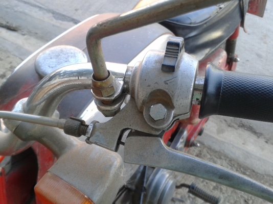 ขาย c200 เครื่องเดิมก้านกระทุ้ง สีแห้งๆ