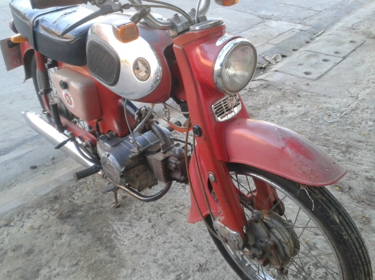 ขาย c200 เครื่องเดิมก้านกระทุ้ง สีแห้งๆ