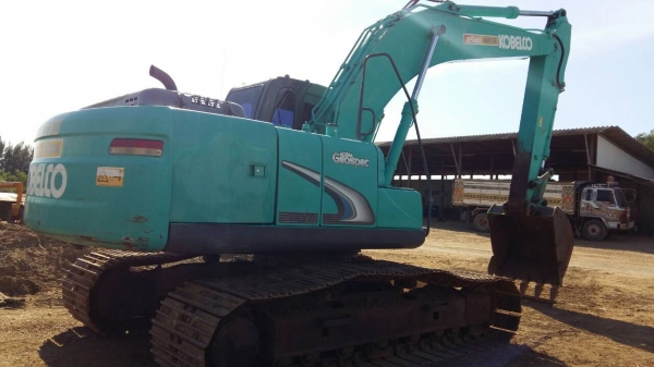 ขายรถแบคโค KOBELCO SK 200-8 YN.12-T รถสวย อินวอย มี 3 คัน ราคา.1650000 สนใจโทรจองด่วน