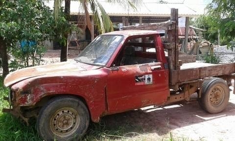 ขาย TOYOTA ม้าย่อง เครื่องดี คัสซีดี ไม่มีทะเบียน ราคาต่อรองได้นิดหน่อย