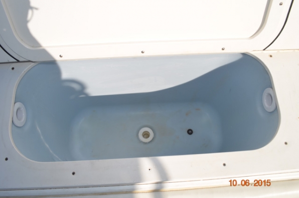 Trophy pro 2103 21 ft, Mercury 200hp 2 stroke, Trailer &amp; T Top. 2004