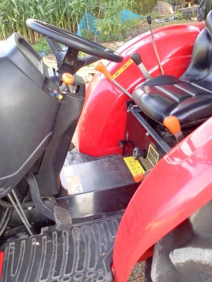 ขาย รถไถ YANMER EF393T พร้อมชุดดันหน้า ขาย รถไถ YANMER EF393T พร้อมชุดดันหน้า