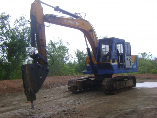 ขายโคมัสสุ PC120-2 ลายหัวเจาะ+บุ้งกี่