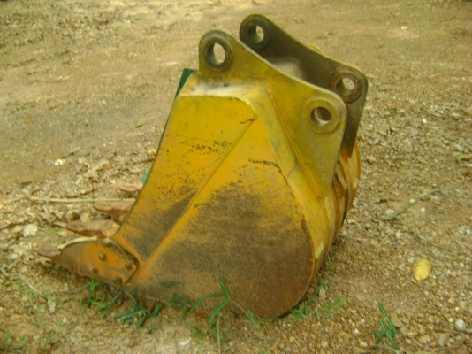 ขายโคมัสสุ PC120-2 ลายหัวเจาะ+บุ้งกี่