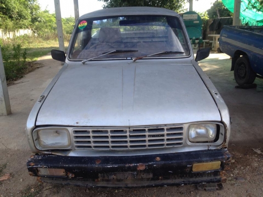 ขายมาสด้า1300ทะเบียนโอน