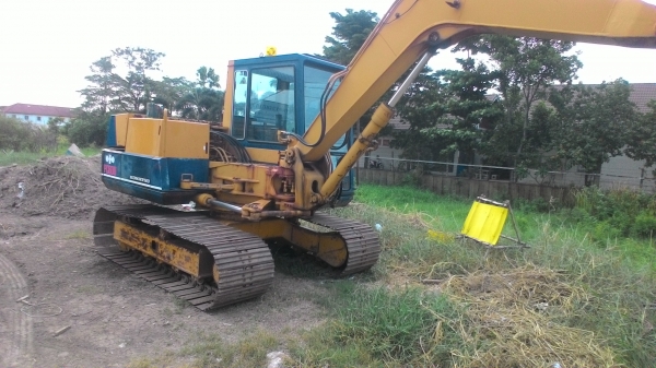 ขาย รถขุดเก่านอก ยังไม่ได้ใช้งาน Komatsu PC60U-5 ,ชั่วโมงทำงานน้อย 3,181 ช.ม.สภาพสวย พร้อมใช้งาน แทร็คพิเศษ ใบแทร็ค 60 cm.