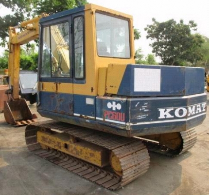 ขาย รถขุด Komatsu PC60U-5 ,ยังไม่ใช้บ้านเรา ชั่วโมงทำงานน้อย 3,181 ช.ม.550,000 บาท สภาพสวยพร้อมใช้งาน แทร็คพิเศษ ใบแทร็ค 60 cm. เครื่องดี ปั๊มแรง เอวแน่น  ช่วงล่างเต็ม เฟรมสวย อาร์มเลี้ยวได้ ห้องเก๋งครบ ปัดน้ำฝนใช้ได้ สนใจสอบถามได้ครับ 0865398263