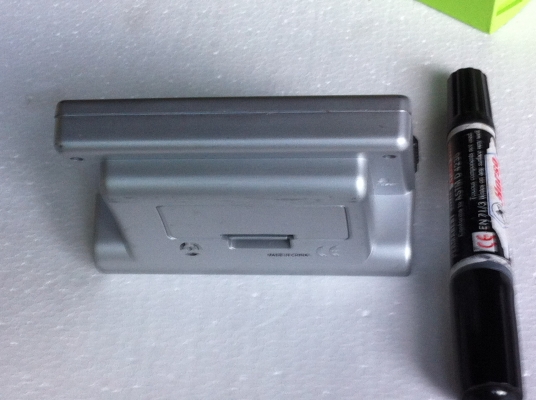 RADIO CONTROLLER ( 40 KHZ ) ใช้ถ่านก้อนเดียว ตามภาพแต่ไม่รู้วิธีใช้งานยังไง