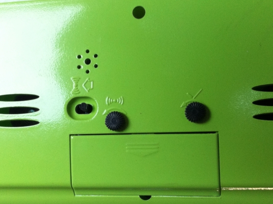 ชุดวัดอุณหภูมิ ความชื่น และนาฬิกาสามารถตั้งปลุกได้ด้วย ในเครื่องเดี่ยวกัน อันละ 200 บาท