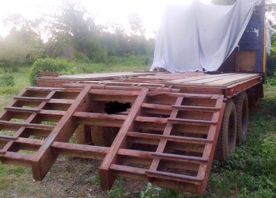 ISUZU TX 145 HP 6BB1 รถหัวยาว 10 ล้อเพลาเดียว เทรลเลอร์ขึ้นรถแบ็คโฮร PC 120 รถสภาพดีพร้อมใช้งานได้เลย เครื่องแรงดีสตาร์ทง่าย ภายในเก๋งคอนโซลครบ พวงมาลัยธรรมดา เบรคลม ช่วงล่างคัชซีไม่บวม ยางสภาพดีประมาณ 60\% เอกสารทะเบียนครบ ราคาต่อรองได้ครับ