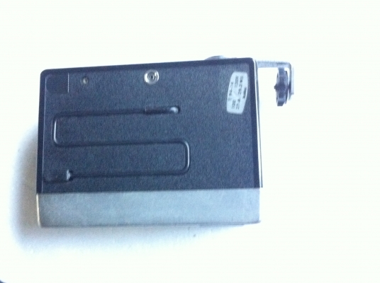 แฟกซ์สำหรับกล้องถ่ายภาพ KAKO จากญี่ปุ่นมีสายเสียบกับกล้องและมีสายสำหรับเสียบไฟได้ด้วย