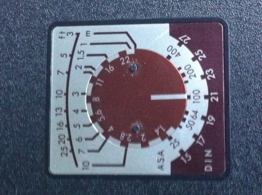 แฟกซ์สำหรับกล้องถ่ายภาพ KAKO จากญี่ปุ่นมีสายเสียบกับกล้องและมีสายสำหรับเสียบไฟได้ด้วย