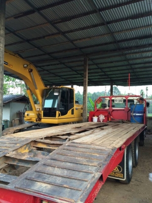 ขายรถเทนเลอร์KT 725 ลากแม็กโค 320 ได้