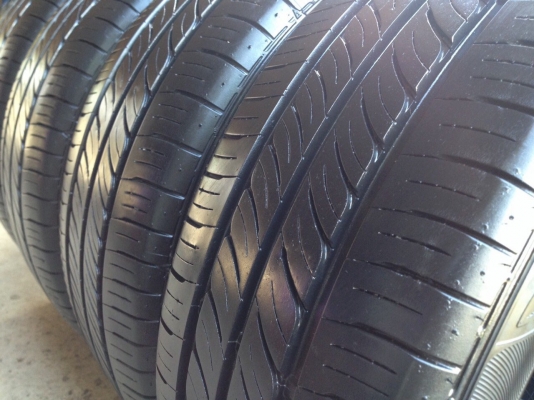 ยางDUNLOP 205 55R16ลงพื้นกลางปี2014สวยมากๆ ยางDUNLOP 205 55R16ลงพื้นกลางปี2014สวยมากๆ