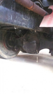 ขายรถเทนเลอร์สิบล้อHINO ZM เครื่องEK-100 260 แรง2เพลารถสวยพร้อมใช้บรรทุกรถขนาด200ได้เลยราคา650,000ด่วนยากขายเอาไปเลย 600,000 ด่วน