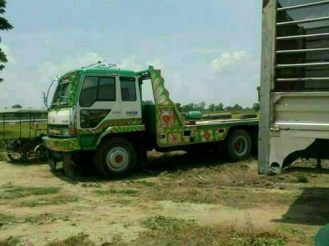 รถเทนเลอร์สิบล้อ2เพลา10เกียร์หางขึ้นแบคโฮขนาด200ได้ราคา880,000หรือดาวน์350,000ผ่อน21,000x25