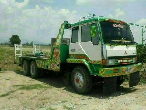 รถเทนเลอร์สิบล้อ2เพลา10เกียร์หางขึ้นแบคโฮขนาด200ได้ราคา880,000หรือดาวน์350,000ผ่อน21,000x25