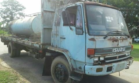 6ลัอรถน้ำISUZU 195ราคา385,000